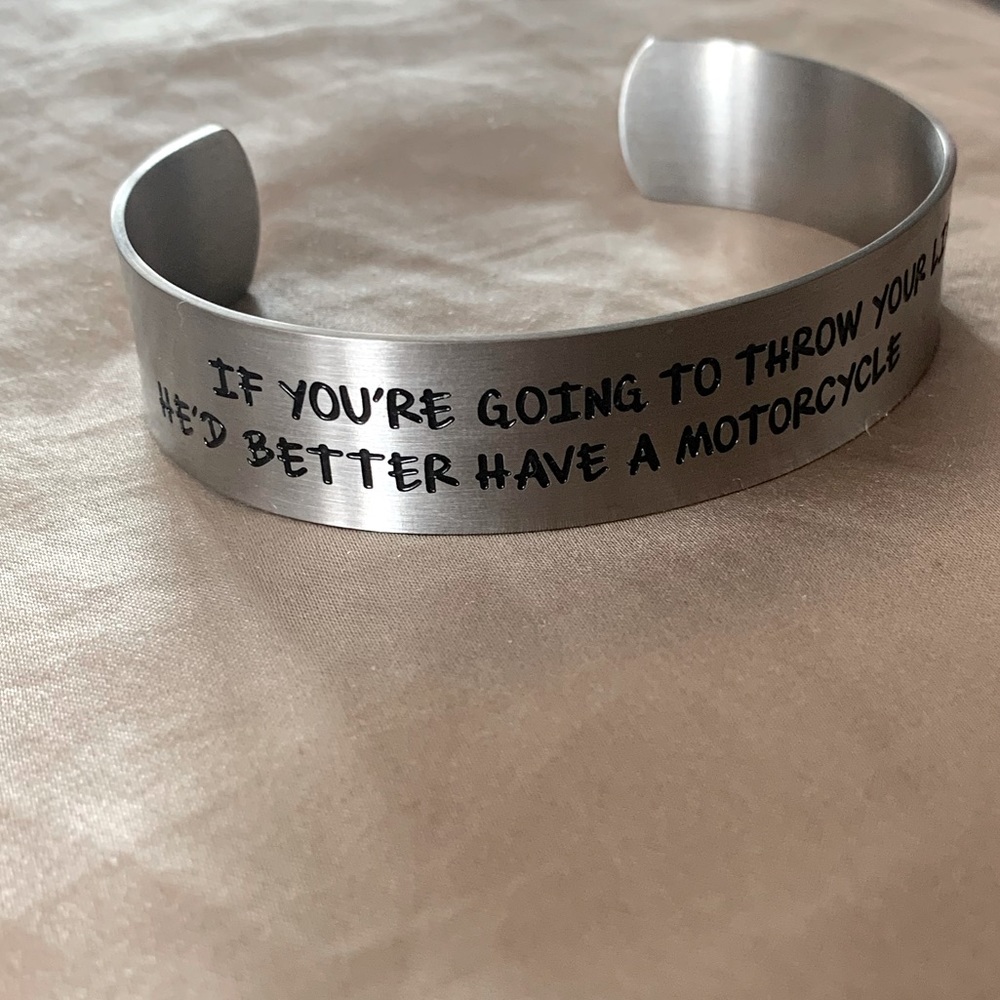 Metal, silver bracelet.